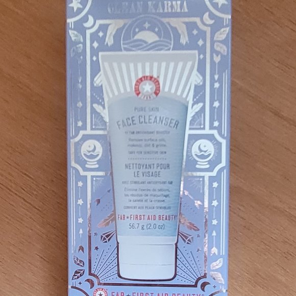 First Aid Beauty Set w/Fun Motif Zip Top Bag - Picture 10 of 15